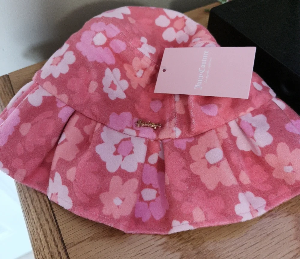 NEW NWT Juicy Couture Pink Floral Tiered Bucket Hat